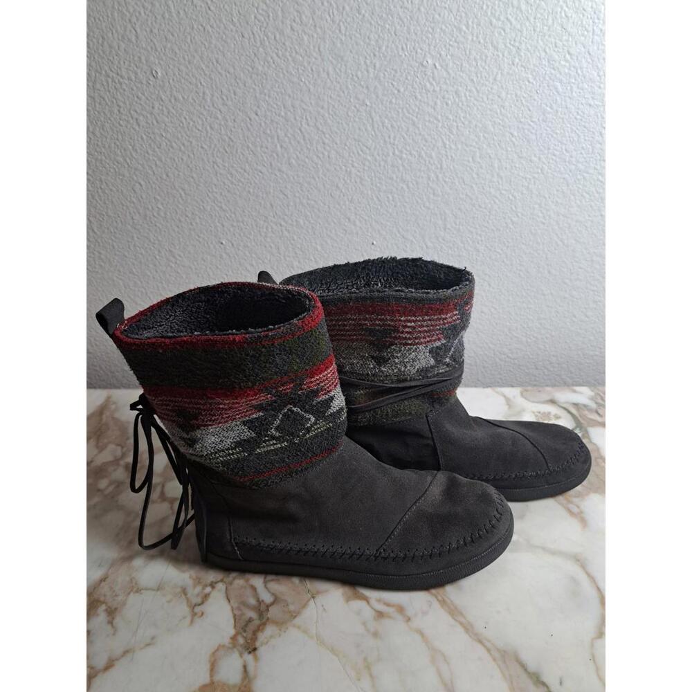 Toms Aztec NEPAL Gray Suede Leather Faux Fur Moccasins Boots S8 - Picture 4 of 6